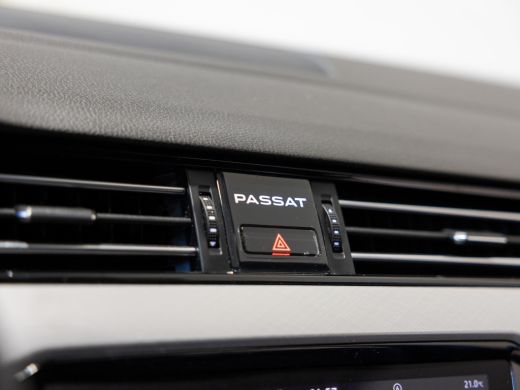 Volkswagen Passat Variant 1.4 TSI PHEV GTE Business SOH 94% / 218pk / NAP / Leder / Achteruitrij camera / IQ LED / ActivLease financial lease