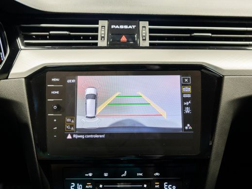 Volkswagen Passat Variant 1.4 TSI PHEV GTE Business SOH 94% / 218pk / NAP / Leder / Achteruitrij camera / IQ LED / ActivLease financial lease