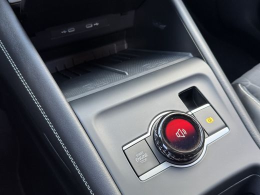Volkswagen Tiguan 1.5 eTSI DSG LIFE GOAL CARPLAY/360CAMERA/TREKHAAK ActivLease financial lease