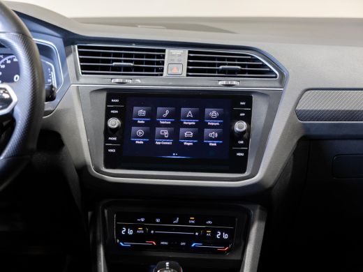 Volkswagen Tiguan 1.5 TSI 2x R-Line Business+ / 150pk / Trekhaak / NAP / Rondomzicht camera / Keyless / ActivLease financial lease