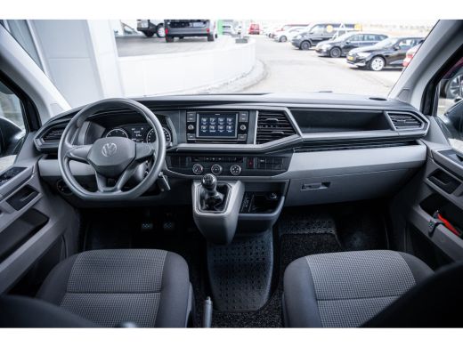 Volkswagen Transporter 2.0 TDI L2H1 30 DC | Carplay | Dubbele Cabine | Cruise | | Parkeersensoren ActivLease financial lease