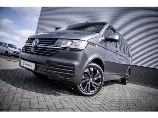 Volkswagen Transporter 2.0 TDI L2H1 30 DC | Carplay | Dubbele Cabine | Cruise | | Parkeersensoren ActivLease financial lease