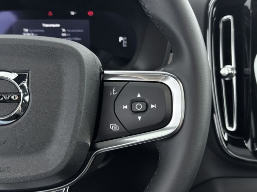 Volvo  C40 TWIN ULTIMATE | PANORAMADAK | 20" | WARMTEPOMP | NUBUCK | INTELLISAFE | MEMORY | 360 CAMERA | HAR... ActivLease financial lease
