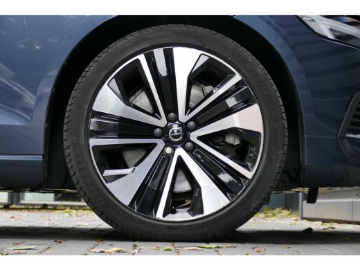 Volvo  S60 2.0 RECHARGE T8 AWD INSCRIPTION AUTOMAAT / NAVI / LEDER / CLIMA / 19"LMV / CAMERA / MEMORY STOELE... ActivLease financial lease