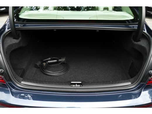 Volvo  S60 2.0 RECHARGE T8 AWD INSCRIPTION AUTOMAAT / NAVI / LEDER / CLIMA / 19"LMV / CAMERA / MEMORY STOELE... ActivLease financial lease