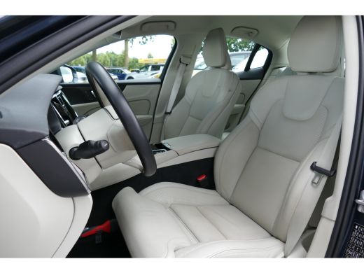 Volvo  S60 2.0 RECHARGE T8 AWD INSCRIPTION AUTOMAAT / NAVI / LEDER / CLIMA / 19"LMV / CAMERA / MEMORY STOELE... ActivLease financial lease