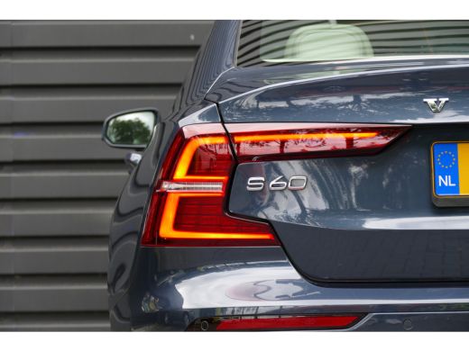 Volvo  S60 2.0 RECHARGE T8 AWD INSCRIPTION AUTOMAAT / NAVI / LEDER / CLIMA / 19"LMV / CAMERA / MEMORY STOELE... ActivLease financial lease