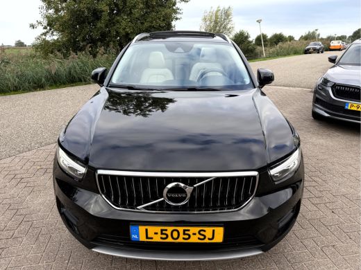 Volvo  XC40 1.5 T4 Recharge Inscription Panoramadak, Leer, 18''Lmv ActivLease financial lease