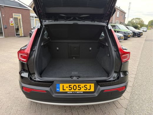 Volvo  XC40 1.5 T4 Recharge Inscription Panoramadak, Leer, 18''Lmv ActivLease financial lease