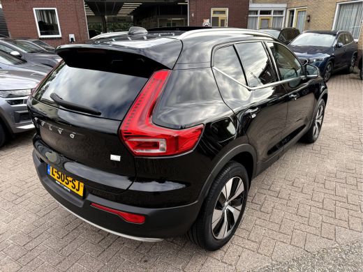 Volvo  XC40 1.5 T4 Recharge Inscription Panoramadak, Leer, 18''Lmv ActivLease financial lease