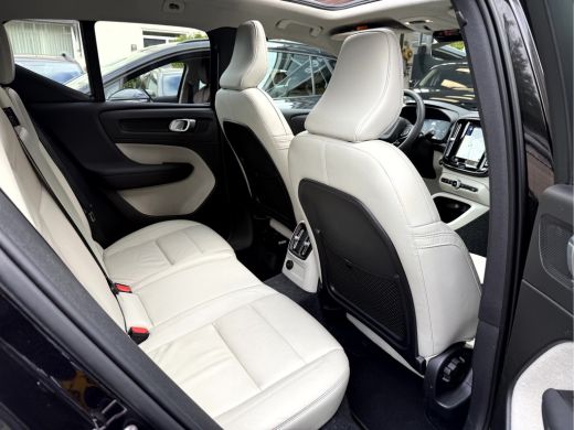 Volvo  XC40 1.5 T4 Recharge Inscription Panoramadak, Leer, 18''Lmv ActivLease financial lease
