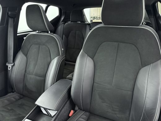 Volvo  XC40 1.5 T5 Recharge R-Design | Trekhaak | Pannoramadak | PDC V+A en Camera | Adaptive Cruiscontrol | ... ActivLease financial lease