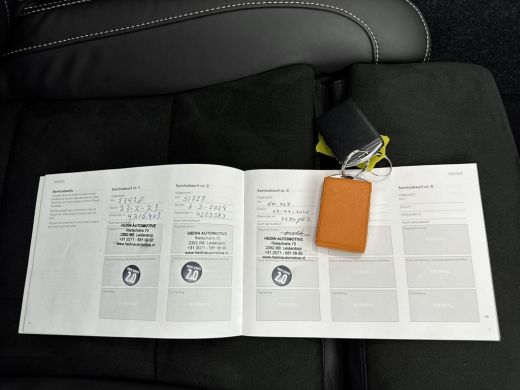 Volvo  XC40 1.5 T5 Recharge R-Design | Trekhaak | Pannoramadak | PDC V+A en Camera | Adaptive Cruiscontrol | ... ActivLease financial lease