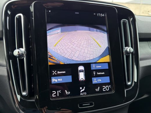 Volvo  XC40 T4 Plug-in hybrid Plus Dark Trekhaak | Apple Carplay/Android Auto | Premium audio | Stuurverwarmi... ActivLease financial lease