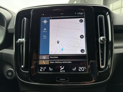 Volvo  XC40 T4 Plug-in hybrid Plus Dark Trekhaak | Apple Carplay/Android Auto | Premium audio | Stuurverwarmi... ActivLease financial lease