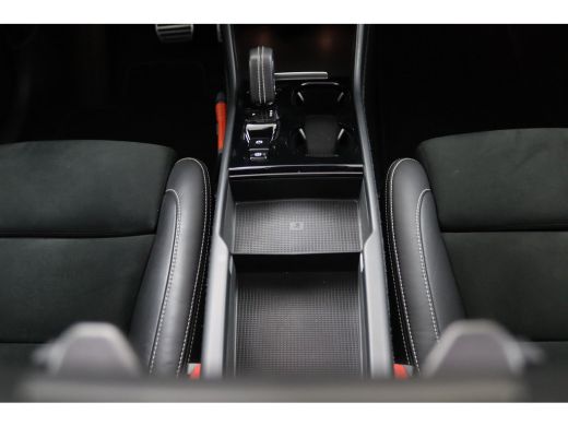 Volvo  XC40 T4 Recharge R-Design | Panoramadak | SoH 86% | BLIS | 360 Camera | Adaptive Cruise | Harman/Kardon | ActivLease financial lease