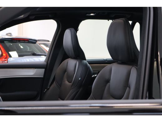 Volvo  XC90 T8 455PK AWD Ultra Black Edition | Executive Edition | Gelamineerd Glas | 22" | Massage/ventilati... ActivLease financial lease