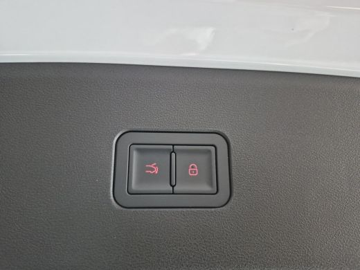 BYD SEAL 1.5 DM-i Comfort | &euro;4000 korting | 1350 KM WLTP | Elektrische klep | Apple Carplay/Android Auto |... ActivLease financial lease