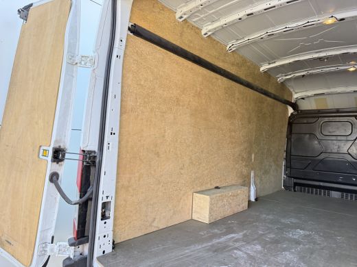 Ford E-Transit 68kWh 184PK L4H3 317km WLTP 95.1% (SOH) BEV Snelladen Carplay Climate control 360&deg; Camera Parkeer... ActivLease financial lease