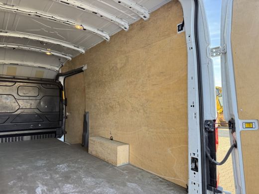 Ford E-Transit 68kWh 184PK L4H3 317km WLTP 95.1% (SOH) BEV Snelladen Carplay Climate control 360&deg; Camera Parkeer... ActivLease financial lease