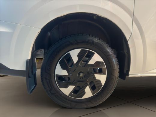 Ford E-Transit Custom 320 L1H1 Trend 71 kWh DIRECT LEVERBAAR | 360 cam. | Imperiaal | Trekhaak | Stoelverwarming | Laad... ActivLease financial lease
