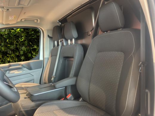 Ford E-Transit Custom 320 L1H1 Trend 71 kWh DIRECT LEVERBAAR | 360 cam. | Imperiaal | Trekhaak | Stoelverwarming | Laad... ActivLease financial lease