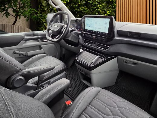 Ford Transit Custom 320 2.5 PHEV L2H1 Limited Black Platinum Dubbel Cabine 19'inch Lichtmetalen Velgen | 360. Cam | A... ActivLease financial lease