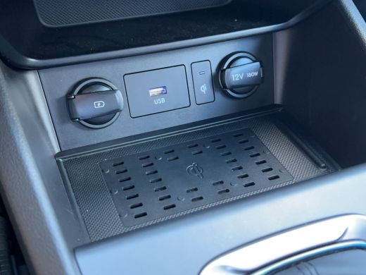 Hyundai Kona 1.6 GDI HEV 141pk Premium | Premium Audio | Elektrische stoelen | Stoelventilatie | Stoelverwarmi... ActivLease financial lease