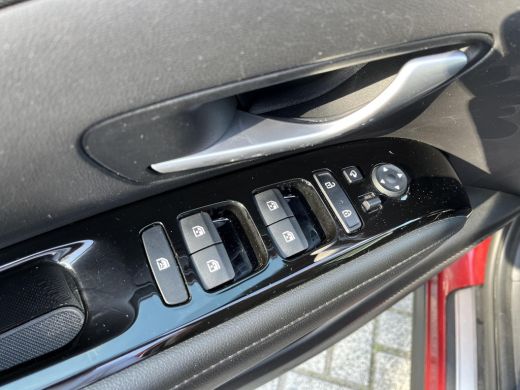 Hyundai Tucson 1.6 T-GDI HEV Premium Sky | Rijklaarprijs | Panoramadak | Leer | Elektrisch verstelbare, verwarmd... ActivLease financial lease