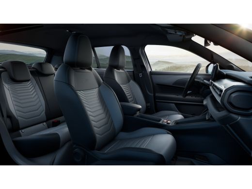 Jeep Avenger Altitude | Privacy Glass ActivLease financial lease