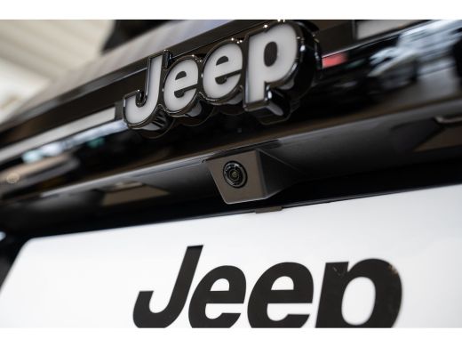 Jeep Compass Summit | Privacy Glass ActivLease financial lease