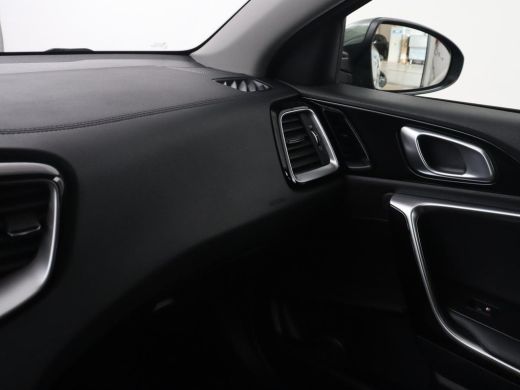 Kia Ceed Sportswagon 1.6 GDI PHEV ExecutiveLine | Panoramadak | Adaptive cruise | Memory | Stuur/stoel verwarming | Do... ActivLease financial lease