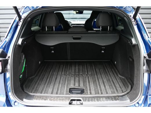 Lynk & Co 01 1.5 262PK PLUG-IN HYBRID AUTOMAAT / CAMERA V+A / PANO.DAK / KEYLESS / ELEKTR. ACHTERKLEP / 20" LM... ActivLease financial lease