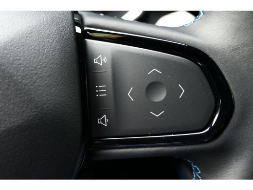 Lynk & Co 01 1.5 262PK PLUG-IN HYBRID AUTOMAAT / CAMERA V+A / PANO.DAK / KEYLESS / ELEKTR. ACHTERKLEP / 20" LM... ActivLease financial lease