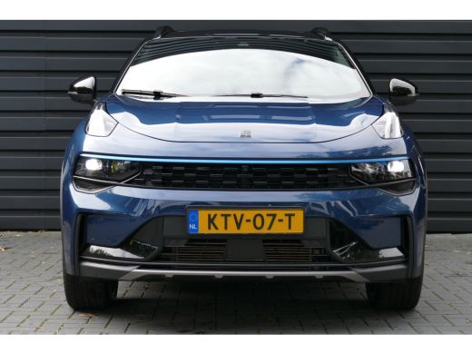 Lynk & Co 01 1.5 262PK PLUG-IN HYBRID AUTOMAAT / CAMERA V+A / PANO.DAK / KEYLESS / ELEKTR. ACHTERKLEP / 20" LM... ActivLease financial lease