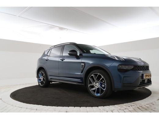 Lynk & Co 01 1.5 zwarte hemel! ActivLease financial lease