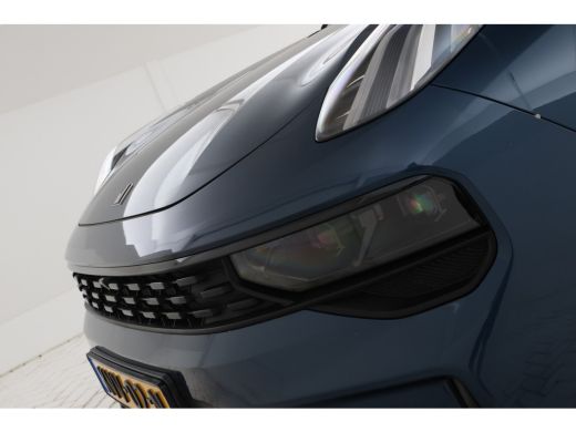 Lynk & Co 01 1.5 zwarte hemel! ActivLease financial lease