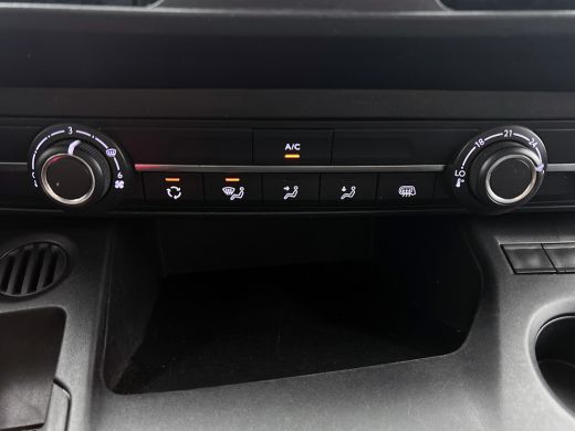 Peugeot Partner 1.2 Benzine 111PK Euro6 Premium / Airco / Navigatie / Cruise-ctr. / Schuifdeur + Raam / Radio mul... ActivLease financial lease