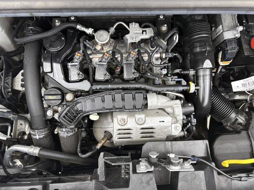 Peugeot Partner 1.2 Benzine 111PK Euro6 Premium / Airco / Navigatie / Cruise-ctr. / Schuifdeur + Raam / Radio mul... ActivLease financial lease