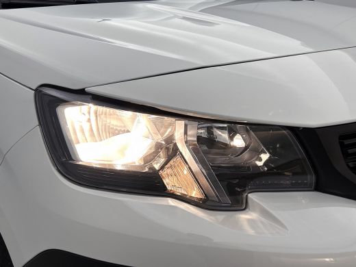Peugeot Partner 1.2 Benzine 111PK Euro6 Premium / Airco / Navigatie / Cruise-ctr. / Schuifdeur + Raam / Radio mul... ActivLease financial lease