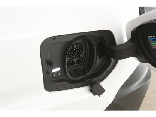 Renault Master E-Tech Long Range 87 kWh L3H2 | Snelladen | SOH 98% | Clima | Camera | Virtual | 3 Zits | Cruise ... ActivLease financial lease