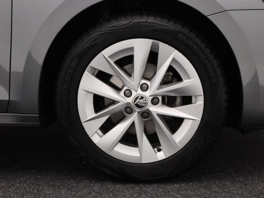 Skoda Octavia Combi 1.0 e-TSi 110 Pk Automaat Business Edition Plus | Stoelverwarming | Trekhaak | Adaptive Cru... ActivLease financial lease