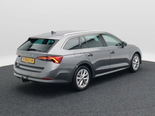 Skoda Octavia Combi 1.0 e-TSi 110 Pk Automaat Business Edition Plus | Stoelverwarming | Trekhaak | Adaptive Cru... ActivLease financial lease