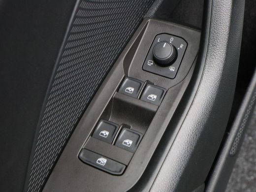 Skoda Octavia Combi 1.0 e-TSi 110 Pk Automaat Business Edition Plus | Stoelverwarming | Trekhaak | Adaptive Cru... ActivLease financial lease