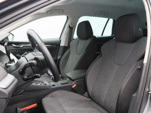 Skoda Octavia Combi 1.0 e-TSi 110 Pk Automaat Business Edition Plus | Stoelverwarming | Trekhaak | Adaptive Cru... ActivLease financial lease
