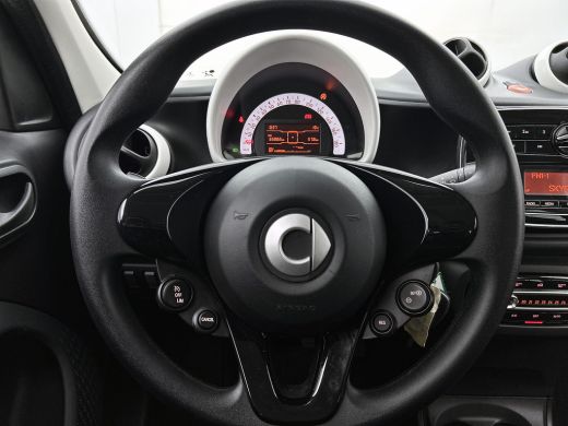 Smart Forfour 1.0 Business Solution 5drs. / Airco-ecc. / Cruise control / Radio multimedia / Apk 12-2026 ActivLease financial lease
