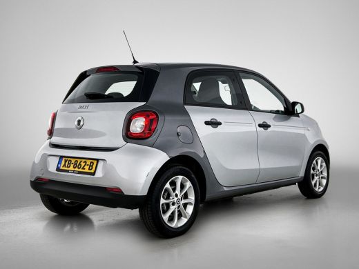 Smart Forfour 1.0 Business Solution 5drs. / Airco-ecc. / Cruise control / Radio multimedia / Apk 12-2026 ActivLease financial lease