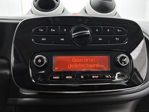 Smart Forfour 1.0 Business Solution 5drs. / Airco-ecc. / Cruise control / Radio multimedia / Apk 12-2026 ActivLease financial lease