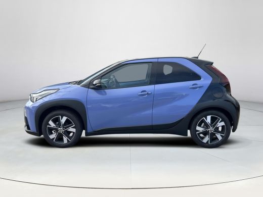 Toyota Aygo Hybrid 115 pulse ActivLease financial lease