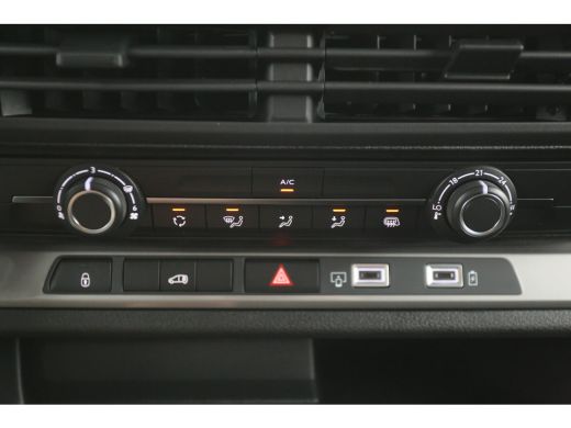 Toyota ProAce 75 kWh Long Range L2H1 | NIEUW | Snelladen | SOH 97% | Virtual | Airco | Camera | Cruise | 3 Zits... ActivLease financial lease